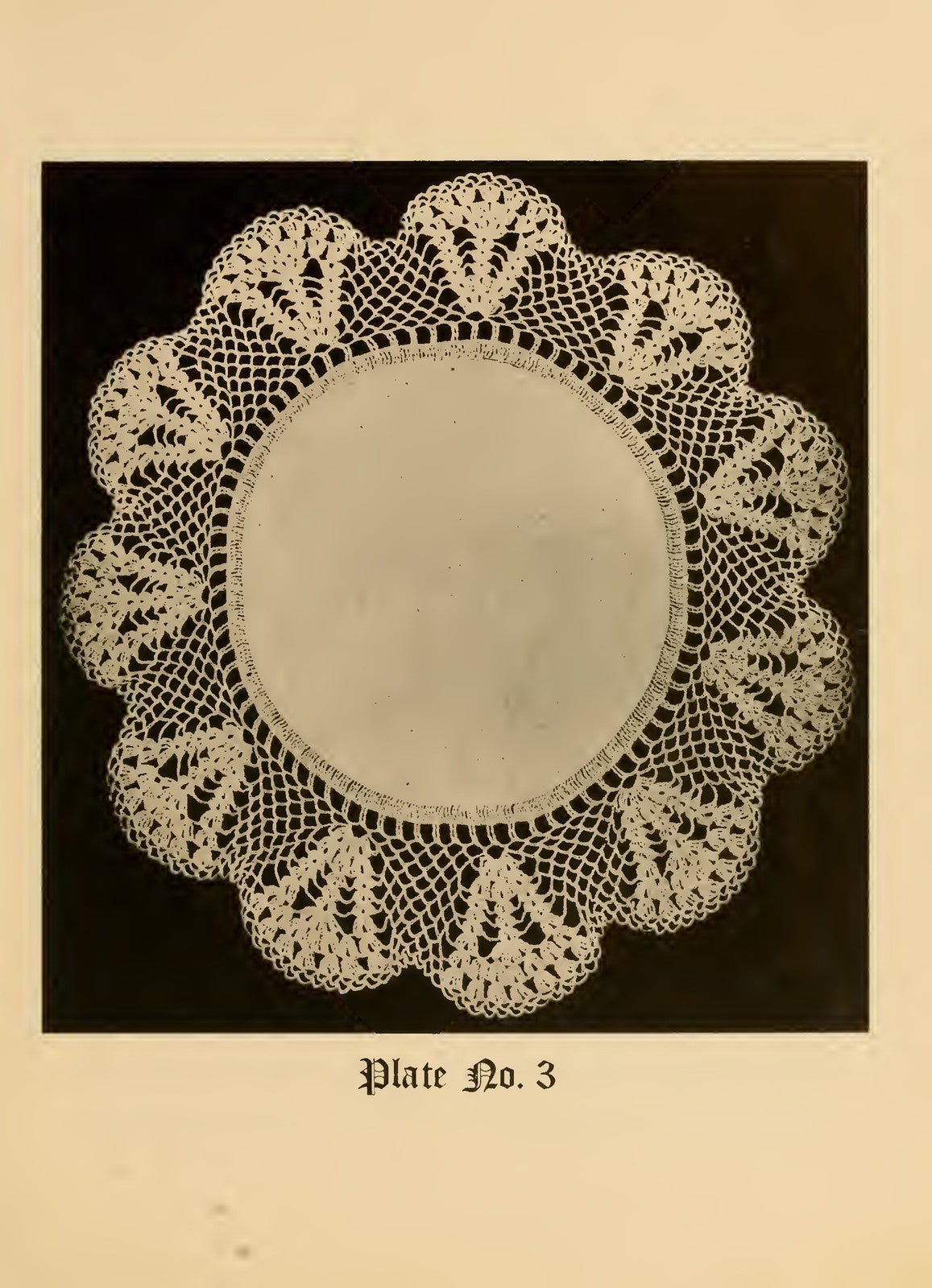 ANNE ORR Centerpieces And Lunch Sets Crochet Pattern Manual - WIRE BOUND