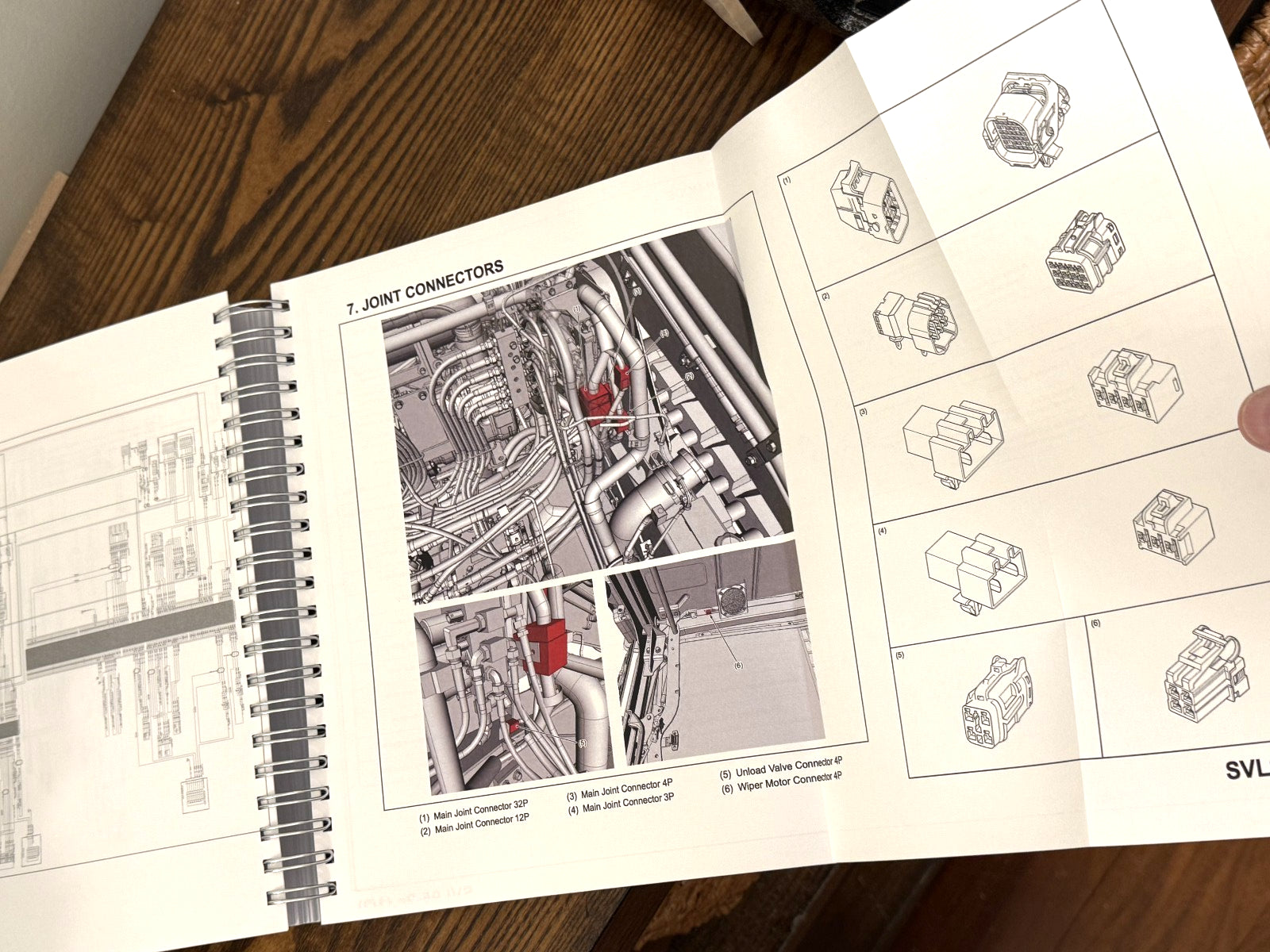 KUBOTA SVL95-2 COMPACT TRACK LOADER WORKSHOP MANUAL - WIRE BOUND - XL FOLDOUTS!
